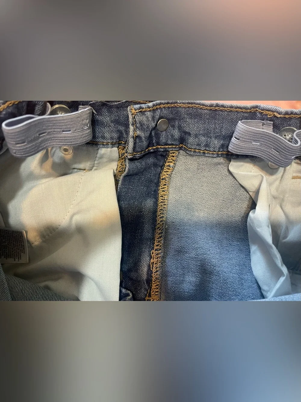 Boys Old Navy light wash denim. Size 16 straight